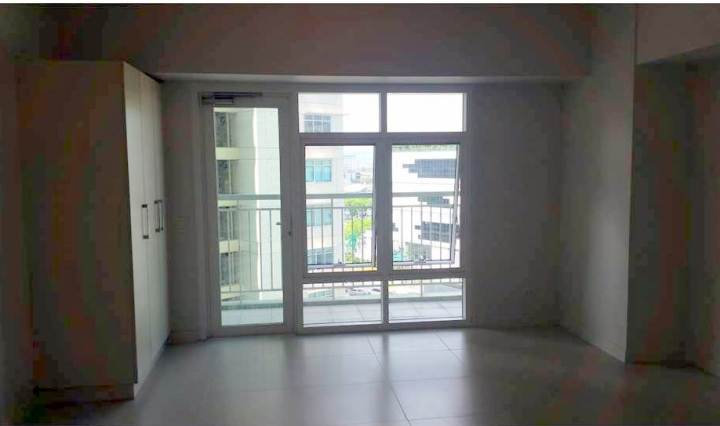 Two Serendra studio for rent